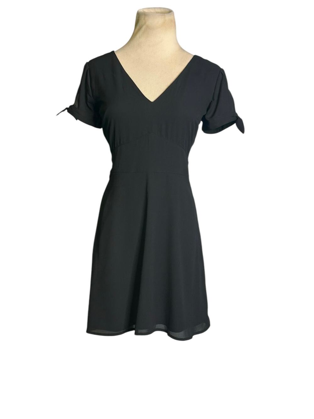 Abercrombie & Fitch black short sleeves A line mini skirt size XXS